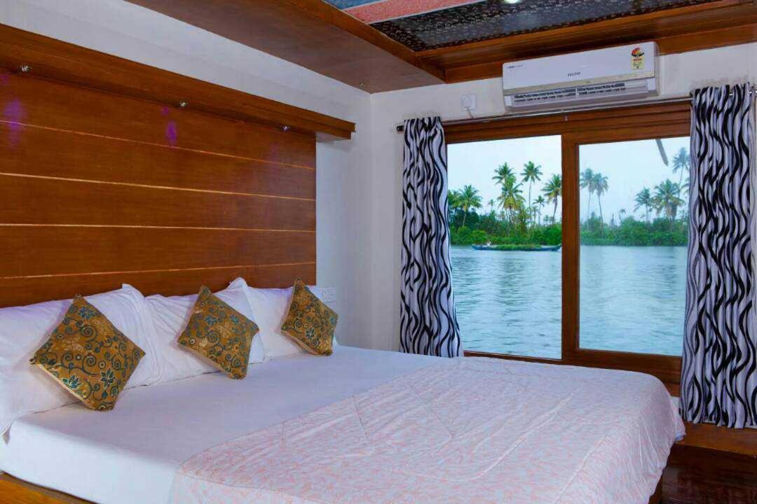 Beach Paradise Day Cruise Houseboat Alappuzha Εξωτερικό φωτογραφία