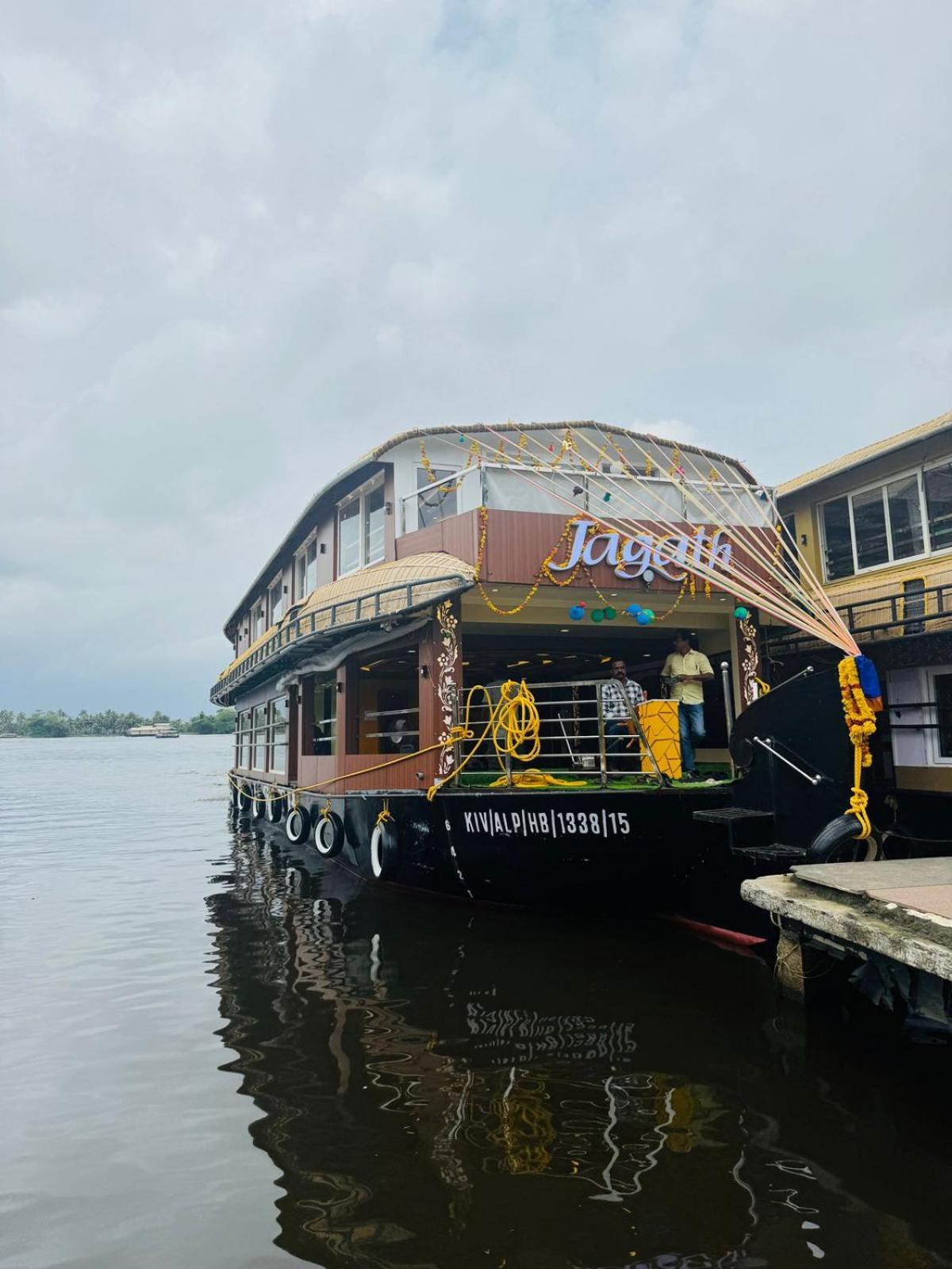 Beach Paradise Day Cruise Houseboat Alappuzha Εξωτερικό φωτογραφία