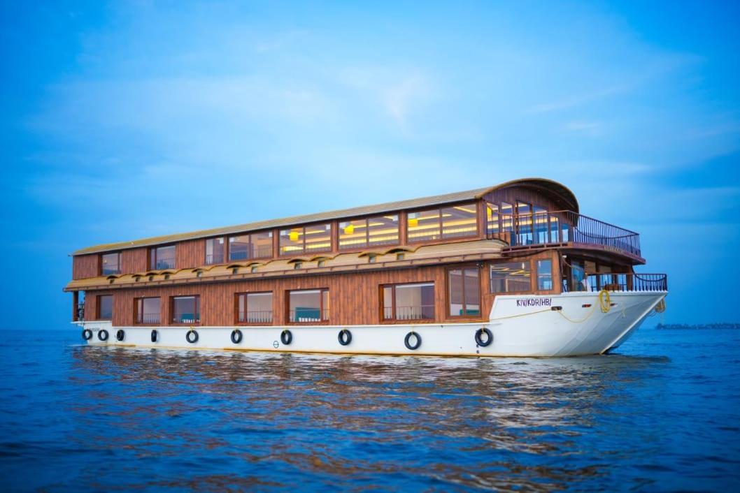 Beach Paradise Day Cruise Houseboat Alappuzha Εξωτερικό φωτογραφία